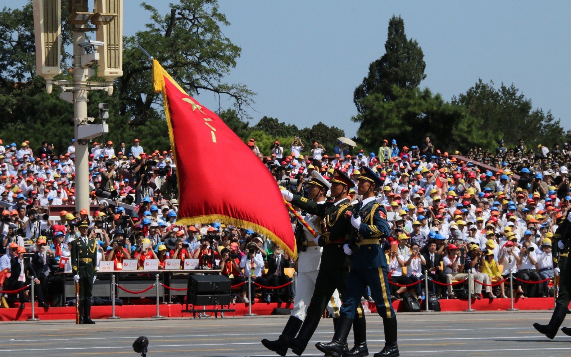 随机特色足球文化基地在多地建设，打造文化旅游融合新地标，足球特色示范园