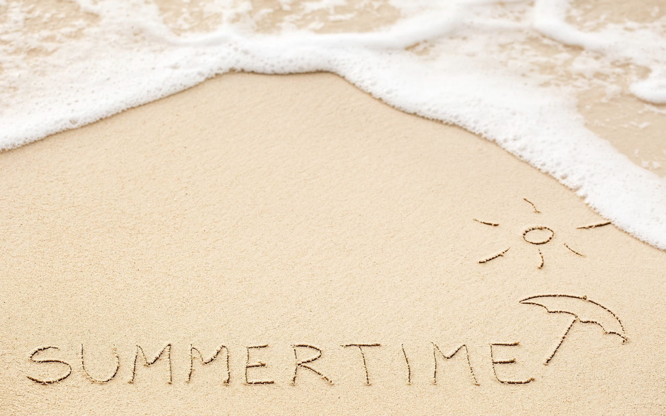 随机亚洲球队在赛赛场上交锋，亚洲足球联队