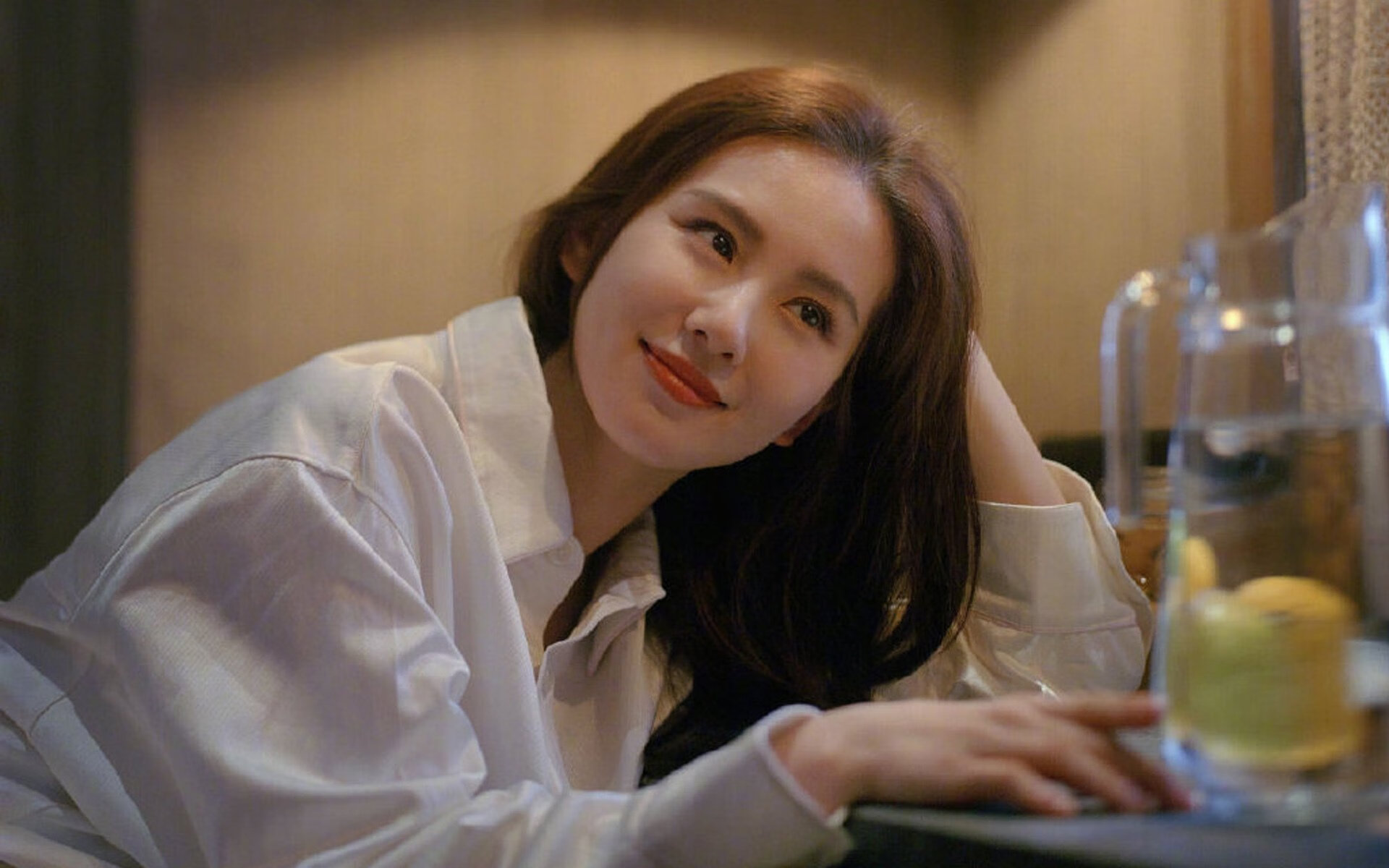 随机拜仁慕尼黑中场大将入选国家队，备战即将到来的比赛，拜仁慕尼黑主力中卫